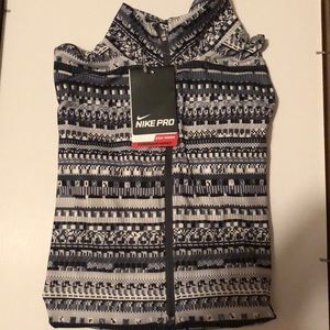 Nike long sleeve quarter zip